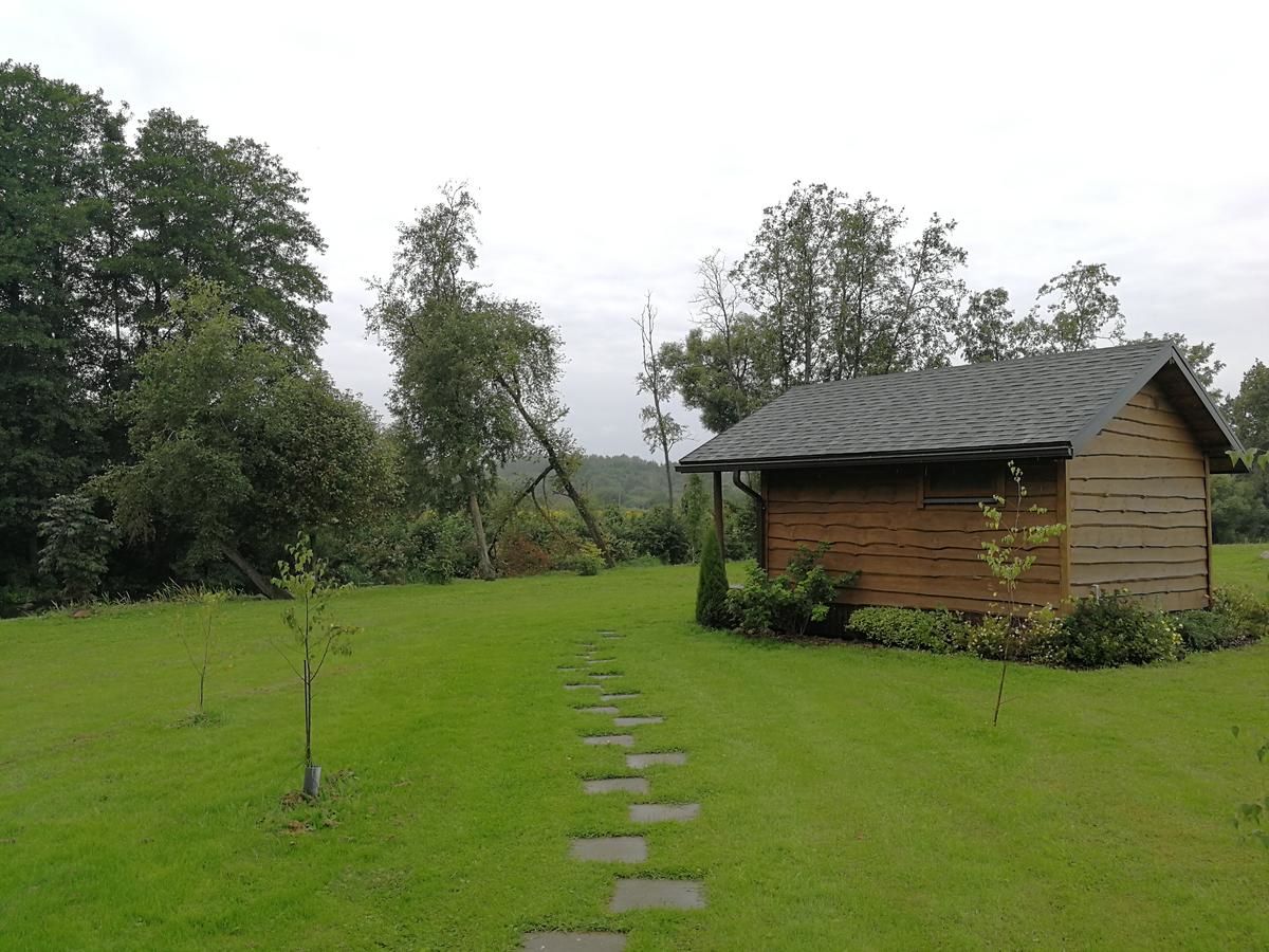 Кемпинги Iecupes wooden cabin with view to river Иецава